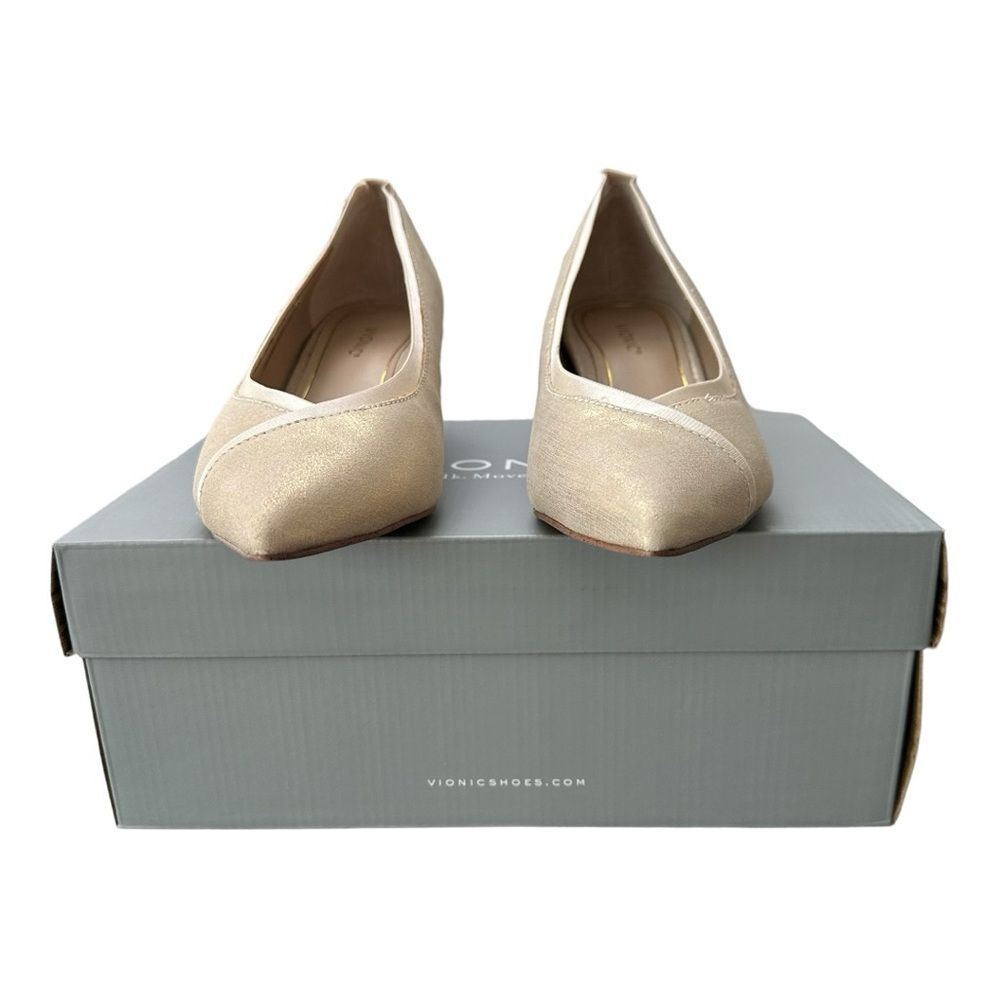 Vionic Women's Champagne Shimmer Pointed Toe Kitten Heels - Picture 2 of 11